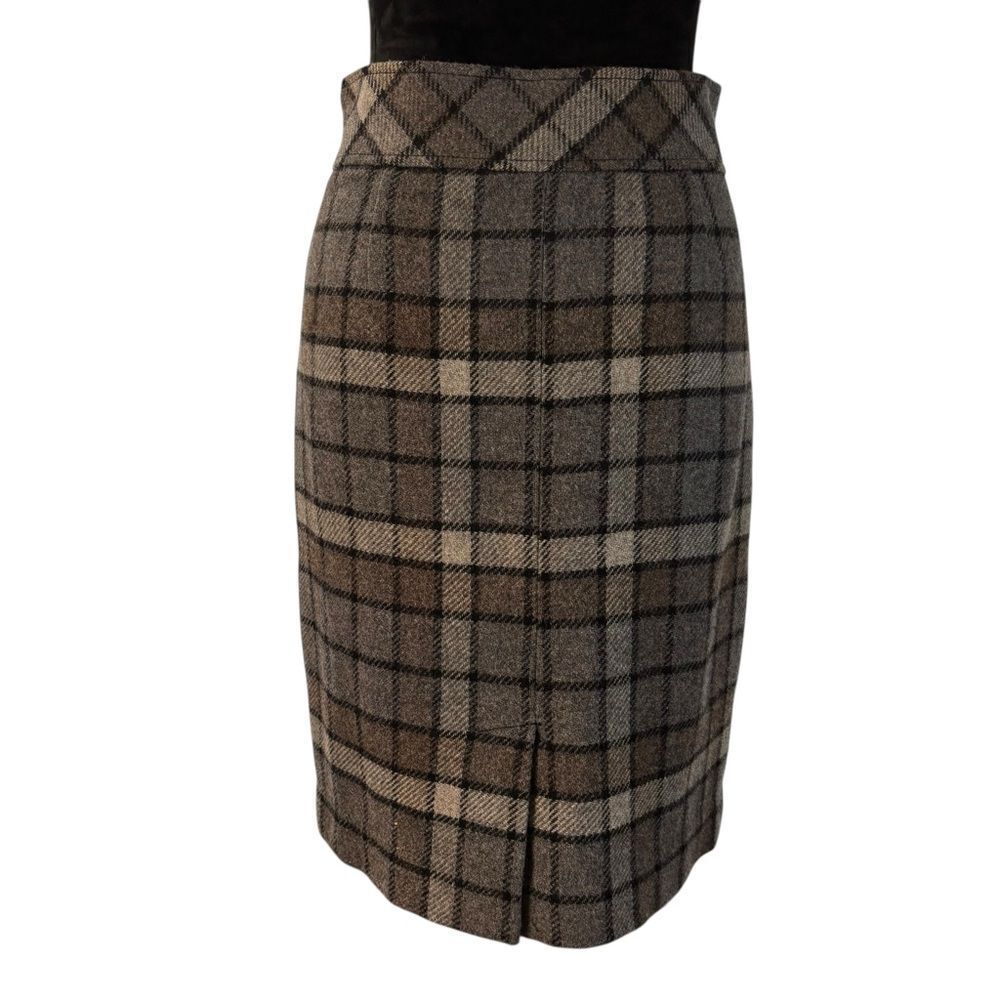Vintage L.L.Bean Gray Plaid Skirt in Ladies Size 6R - Picture 4 of 7